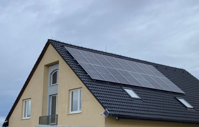 Dům s fotovoltaickou elektrárnou
